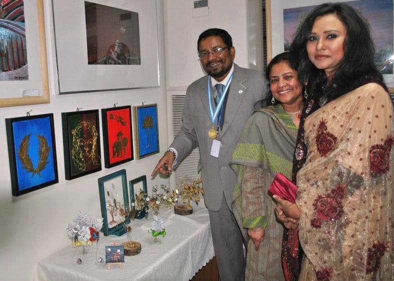 Abida Hossain participates in UNESCO Group Art Show at Hilton, Athens, 2013